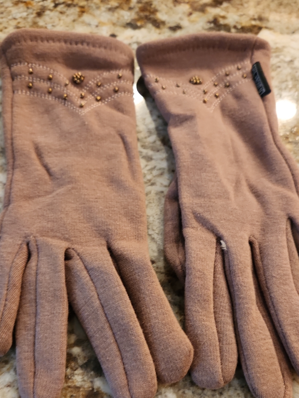 All About U GLOVES